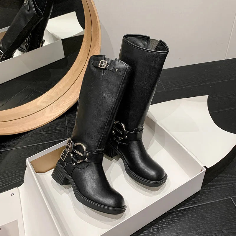 Bottes Chic Mi-Mollet – Confort et Élégance pour Femmes Modernes