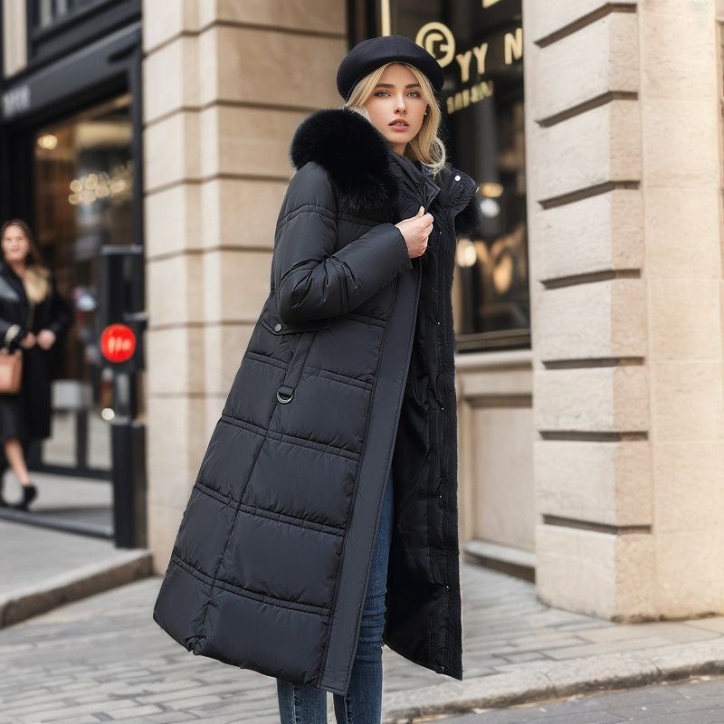 Charme Polaire – Manteau Long avec Capuche en Fourrure